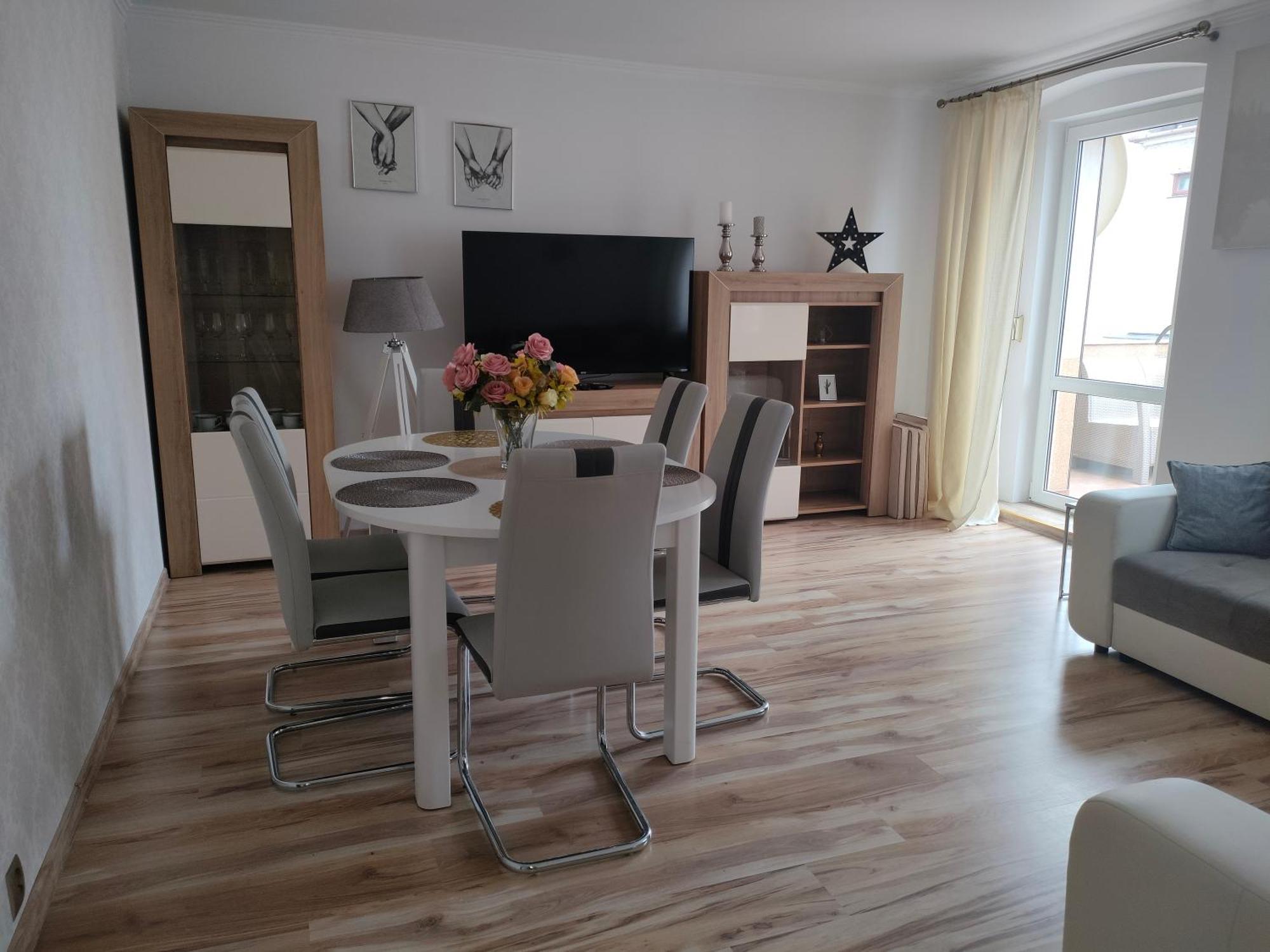 Sea&Wine Apartamenty Darlowko Luaran gambar